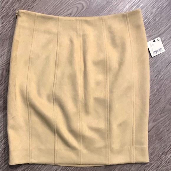 • Free People faux suede mini skirt tan size 6 - Picture 5 of 5